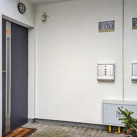 Stylowy Z Ogrodem & Parkingiem By Renters Apartmán *