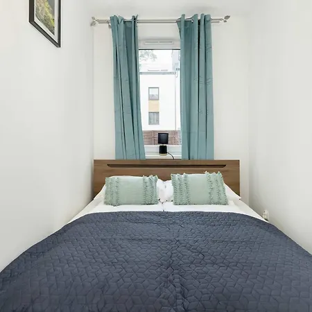 Stylowy Z Ogrodem & Parkingiem By Renters *