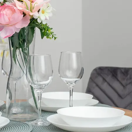 Apartment Stylowy Z Ogrodem & Parkingiem By Renters Gdynia