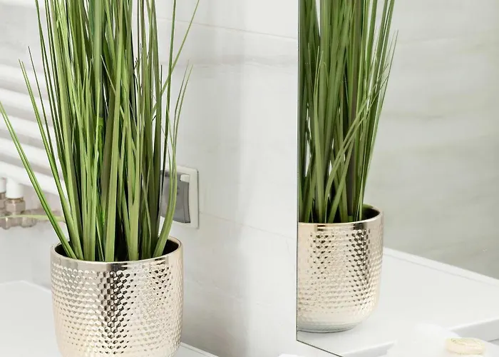 Stylowy Z Ogrodem & Parkingiem By Renters Lägenhet