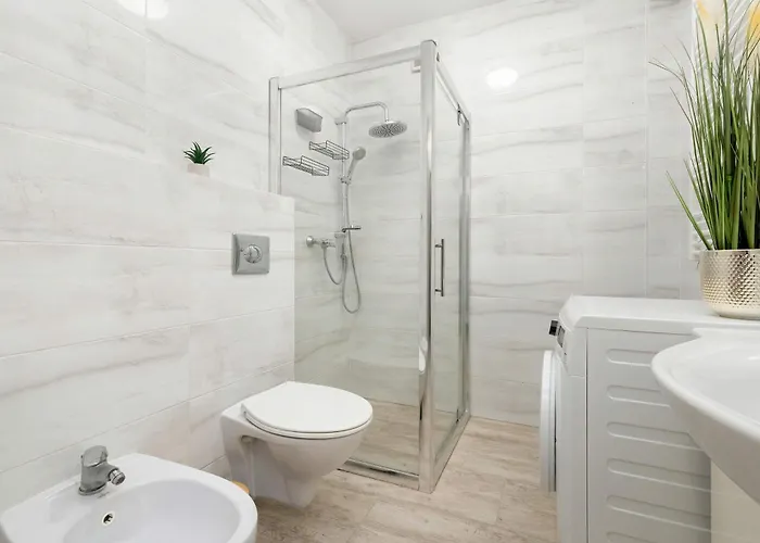 Stylowy Z Ogrodem & Parkingiem By Renters Lägenhet Gdynia